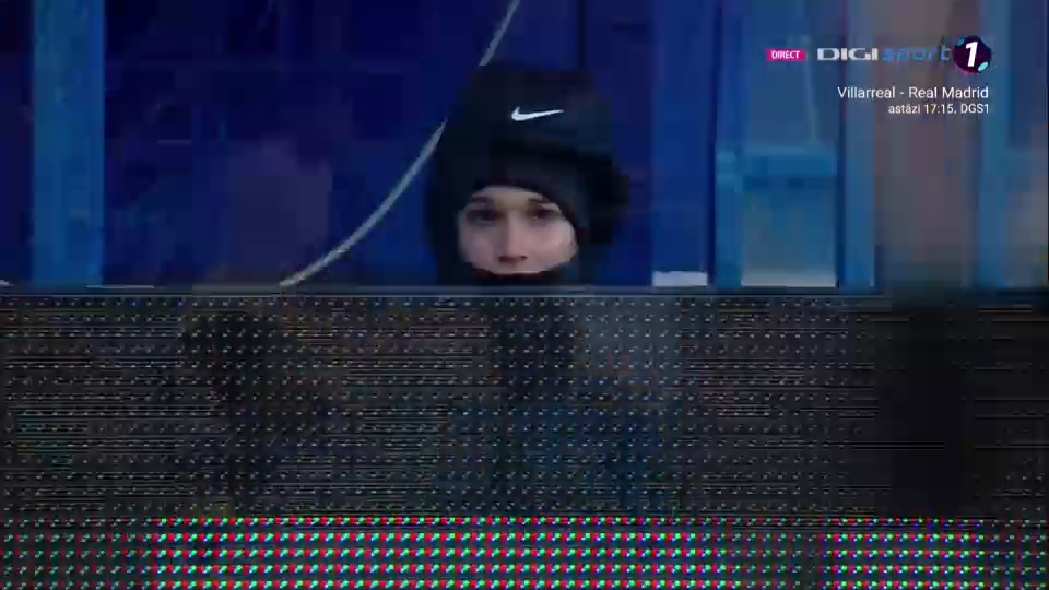 Ce cadou a primit puștiul speriat de Gică Hagi: 