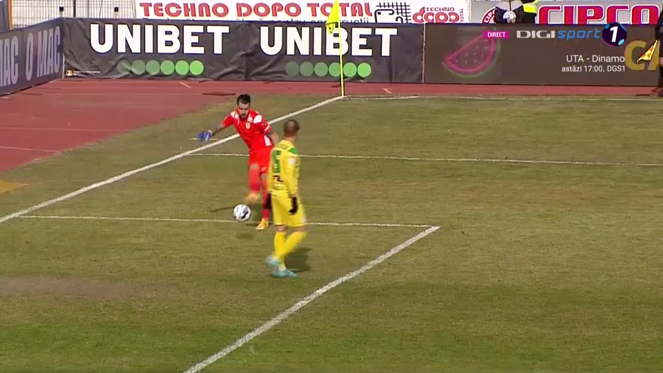 Fază cum rar se vede în fotbal, la FC Argeș - CS Mioveni! Portarul a degajat într-un coechipier și mingea a intrat în poartă_7