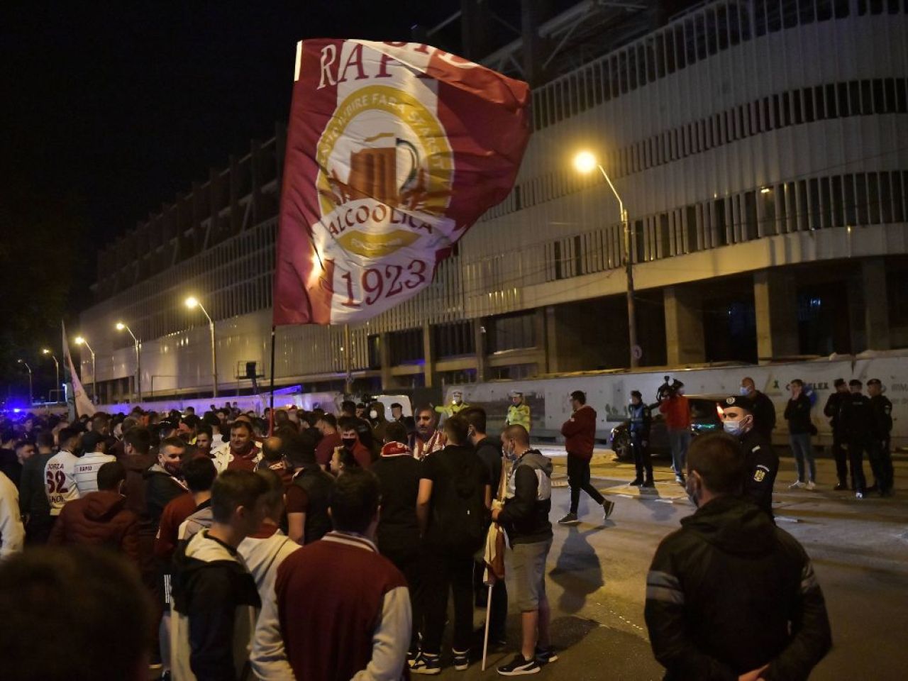 Inaugurarea se amână! Pe ce stadion se joacă derby-ul Rapid - Dinamo_4