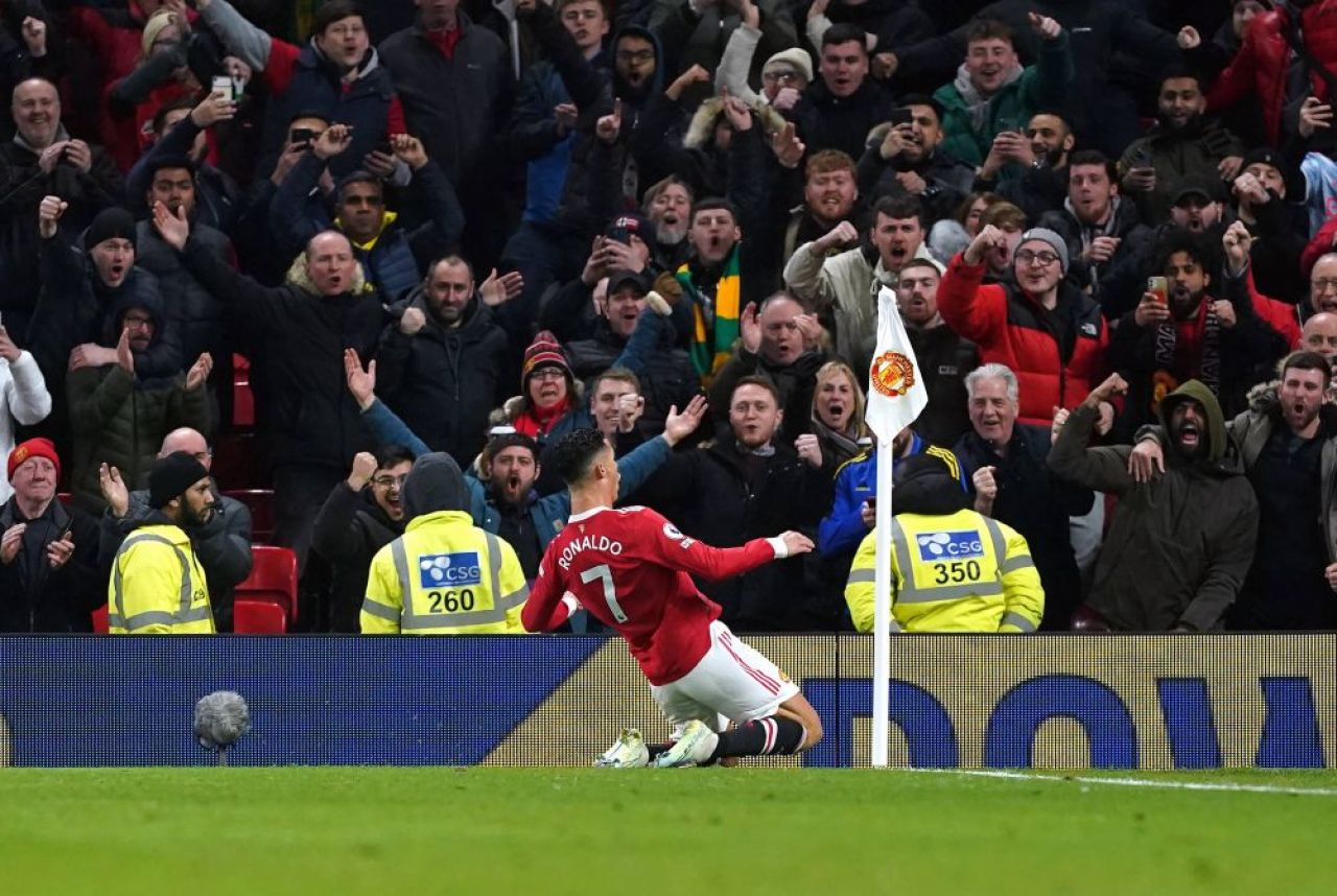 Ronaldo înscrie în seară de Champions League chiar și când nu joacă! :) Messi rata penalty, superstarul portughez marca primul gol al anului _4
