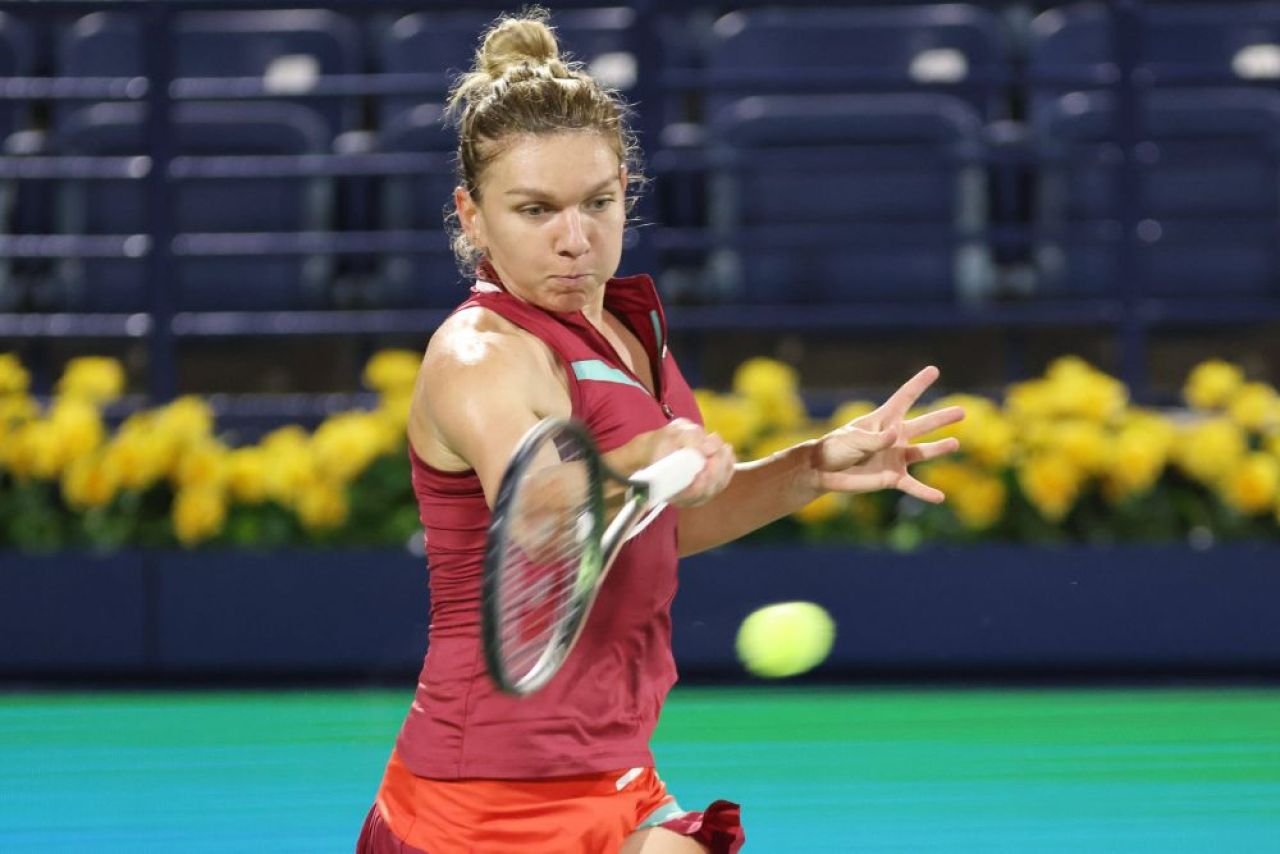 Calificată în semifinale, dubla campioană a turneului de la Dubai, Simona Halep nu se gândește la trofeu: „E prea departe.”_6