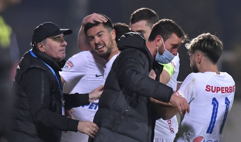 Hagi jubilează după 8-2 cu Academica: Ne-am impus principiile! Cu FC Argeș vom avea o finală