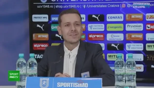 Reghecampf, enervat la conferința de presă: &bdquo;Uite că nu-ți răspund! E bine?&rdquo; Ce l-a deranjat pe antrenor