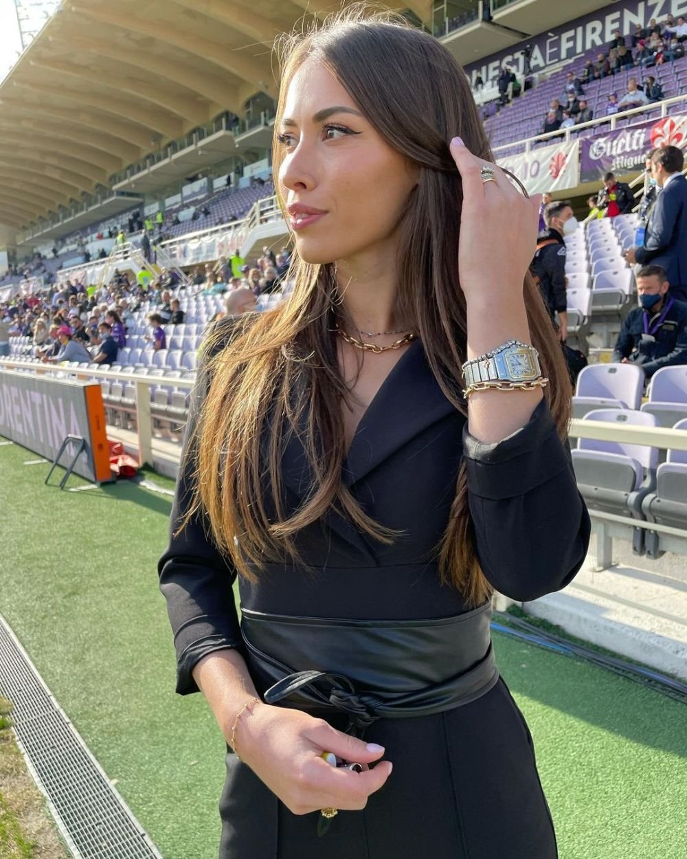 Reacție dură a ofițerului de presă de la Fiorentina după imaginile virale cu Arthur Cabral! Răspuns pentru fanii care au spus că jucătorul îi făcea avansuri _18