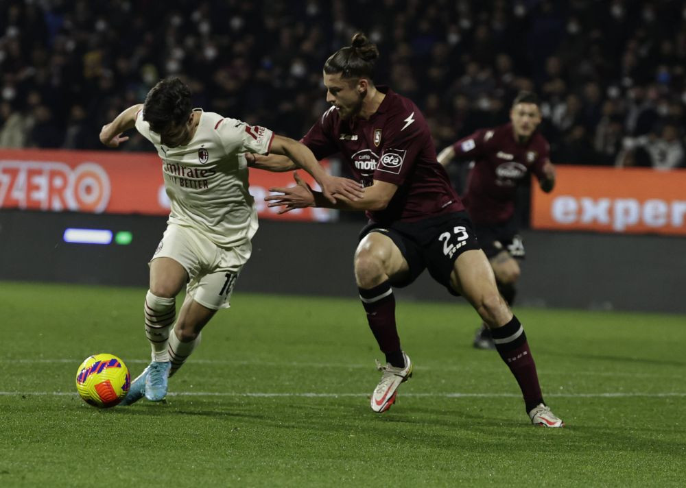 Așa da! După dezastrul din meciul cu Genoa, Drăgușin a fost omul meciului &icirc;n egalul 2-2 cu liderul AC Milan