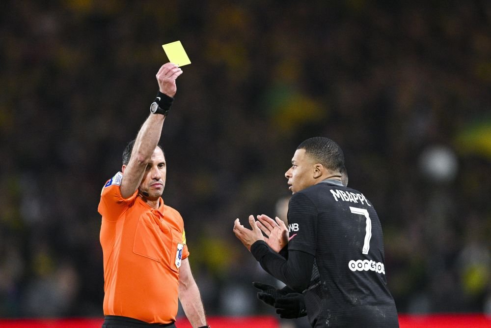 Scandal la Paris după înfrângerea cu Nantes! Oficialii lui PSG acuză arbitrajul: „A fost: 'Boom, boom, te împușc!'”_5