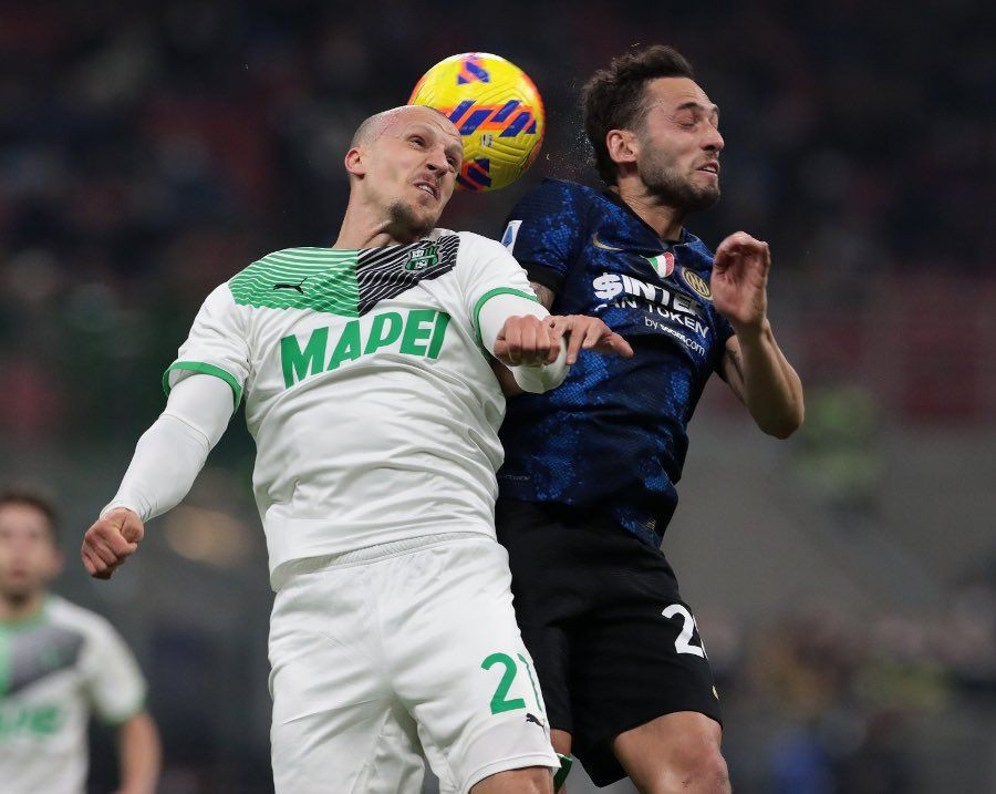 Chiricheș, integralist &icirc;n victoria colosală obținută de Sassuolo cu Inter. Suporterii &bdquo;nerazzurrilor&rdquo;, atac la rom&acirc;n