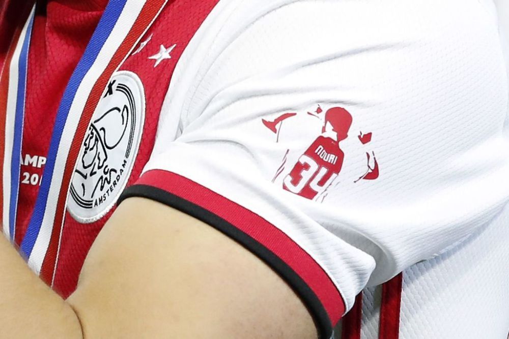 Ajax trebuie să îi achite o despăgubire uriașă familiei fotbalistului care a stat trei ani în comă_2