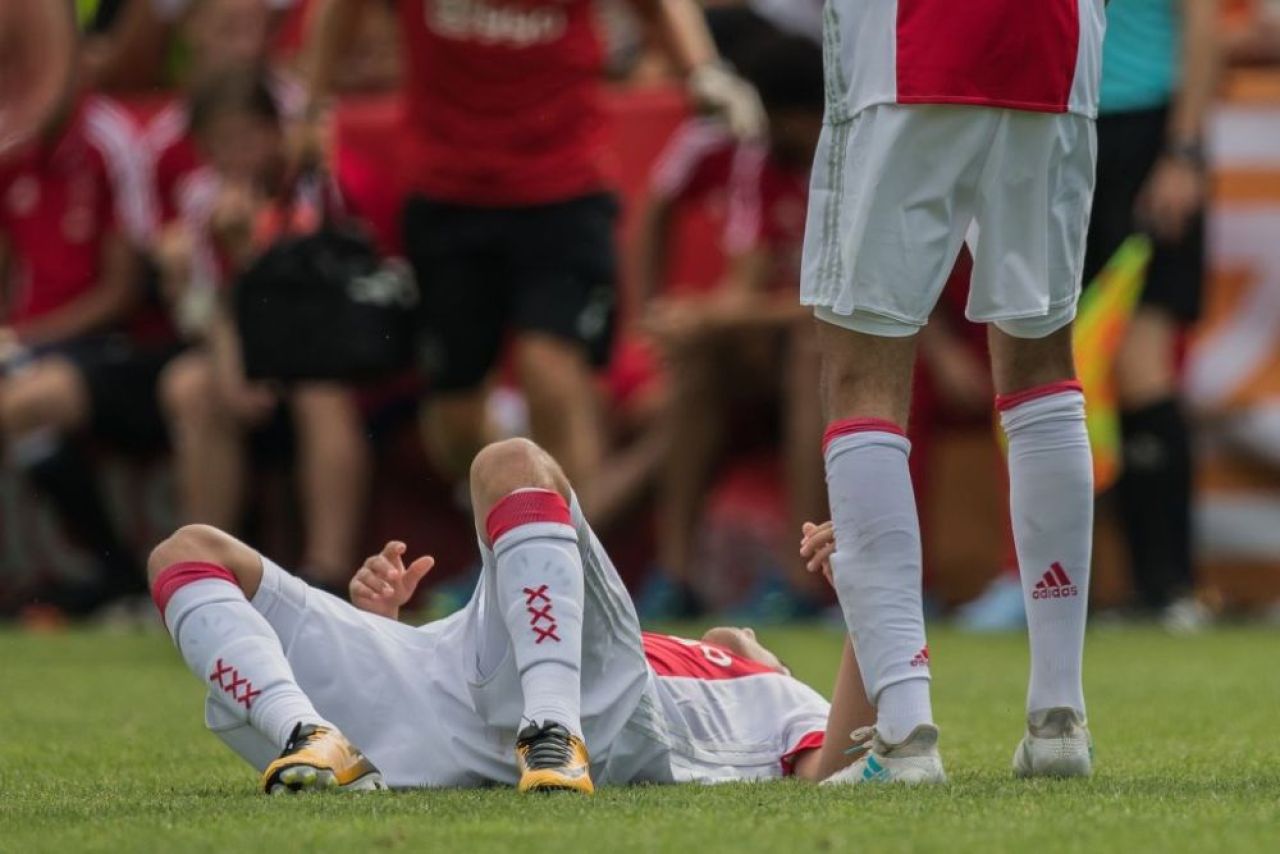 Ajax trebuie să îi achite o despăgubire uriașă familiei fotbalistului care a stat trei ani în comă_8