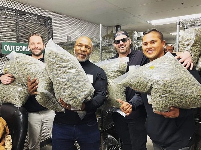 Mike Tyson, declarație șocantă: „Când a murit mama a fost unul dintre cele mai bune lucruri care mi s-au întâmplat!”_9