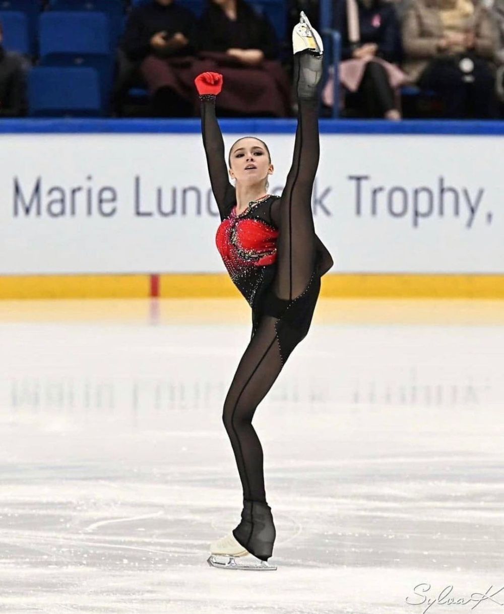 Prima reacție oficială a Kamilei Valieva după dezastrul de la Olimpiadă. Cum a reacționat sportiva acuzată de dopaj _8