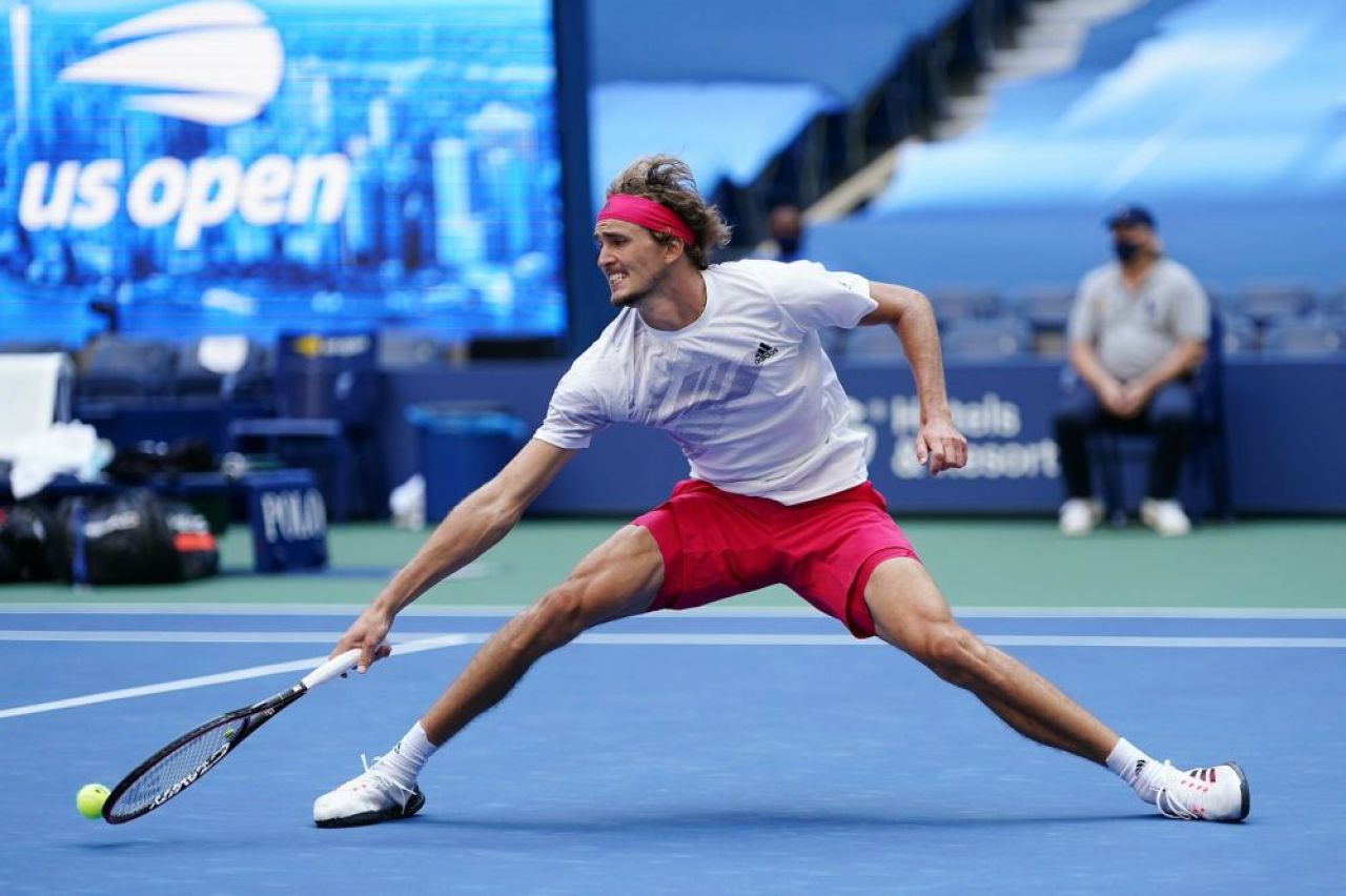 Descalificat! Arbitrul s-a ferit de loviturile lui Alexander Zverev: numărul 3 ATP, scene de violență incredibile în turneul de la Acapulco_10