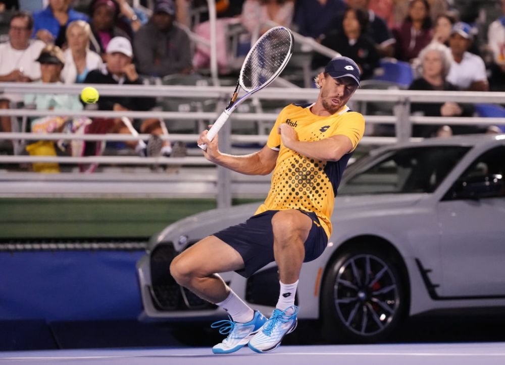Culmea culmilor: să te accidentezi singur la ochi. Cea mai dubioasă accidentare din tenis îi aparține australianului John Millman_9