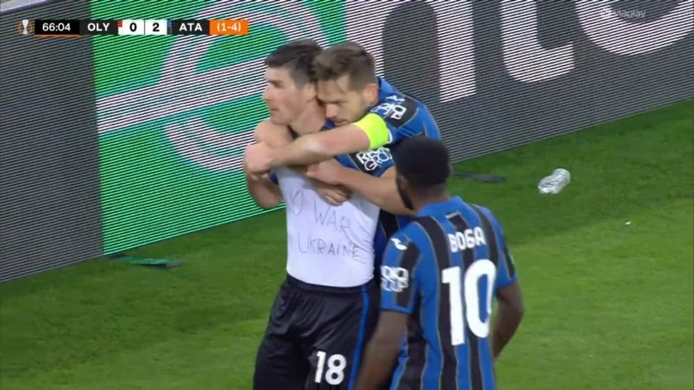 Eroul Atalantei, mesaj de susținere pentru Ucraina. Malinovsky a purtat un tricou special în meciul din Europa League_2