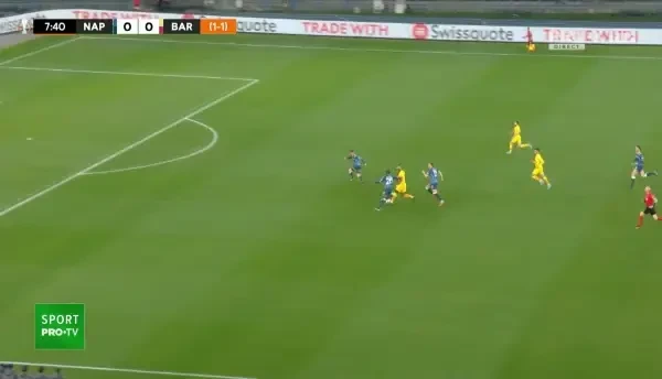 Napoli - Barcelona 0-1! Alba a deschis scorul după o pasă primită de la Traore, care a făcut o cursă de 50 de metri, la capătul unui contraatac fulger