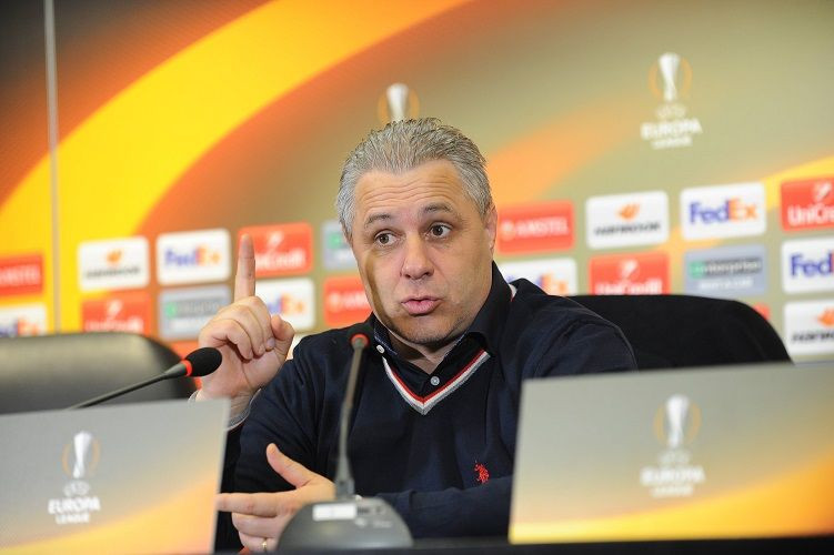 Postul de antrenor la Rapid creează tensiuni! Șumudică &icirc;l &bdquo;&icirc;nțeapă&rdquo; pe Mutu: &bdquo;Trebuie să demonstreze &icirc;n iarbă!&rdquo;