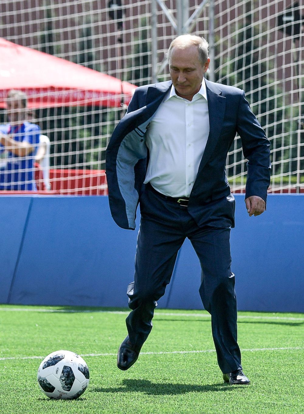 Rusia reacționează, după ce UEFA a mutat finala Champions League de la Sankt Petersburg la Paris_6