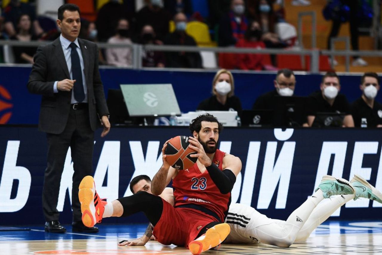 Sportivii răspund acțiunilor lui Putin! Jucătorul care renunță la 1,8 milioane de euro și nu mai revine la campioana Rusiei _7