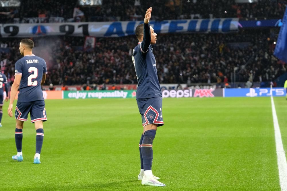 'Cooperativa MM' de la PSG lovește din nou! Fanii și-au reamintit de 'vechiul' Messi după ce au văzut assist-ul cu care l-a dus pe Mbappe în istoria clubului _2