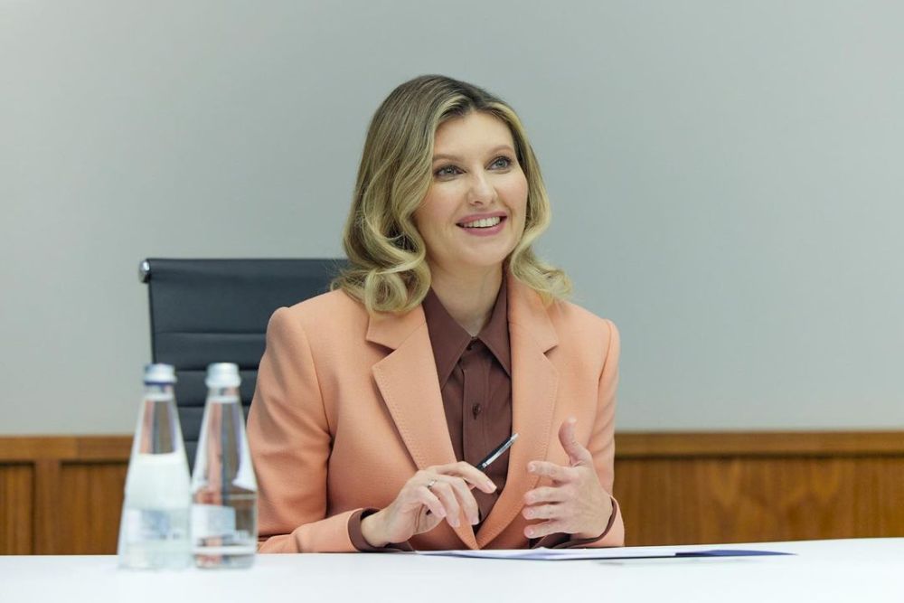 Cine e Olena, soția lui Volodimir Zelenski. Partenera președintelui ucrainian a rămas la Kiev și a transmis mesaje de mobilizare_4