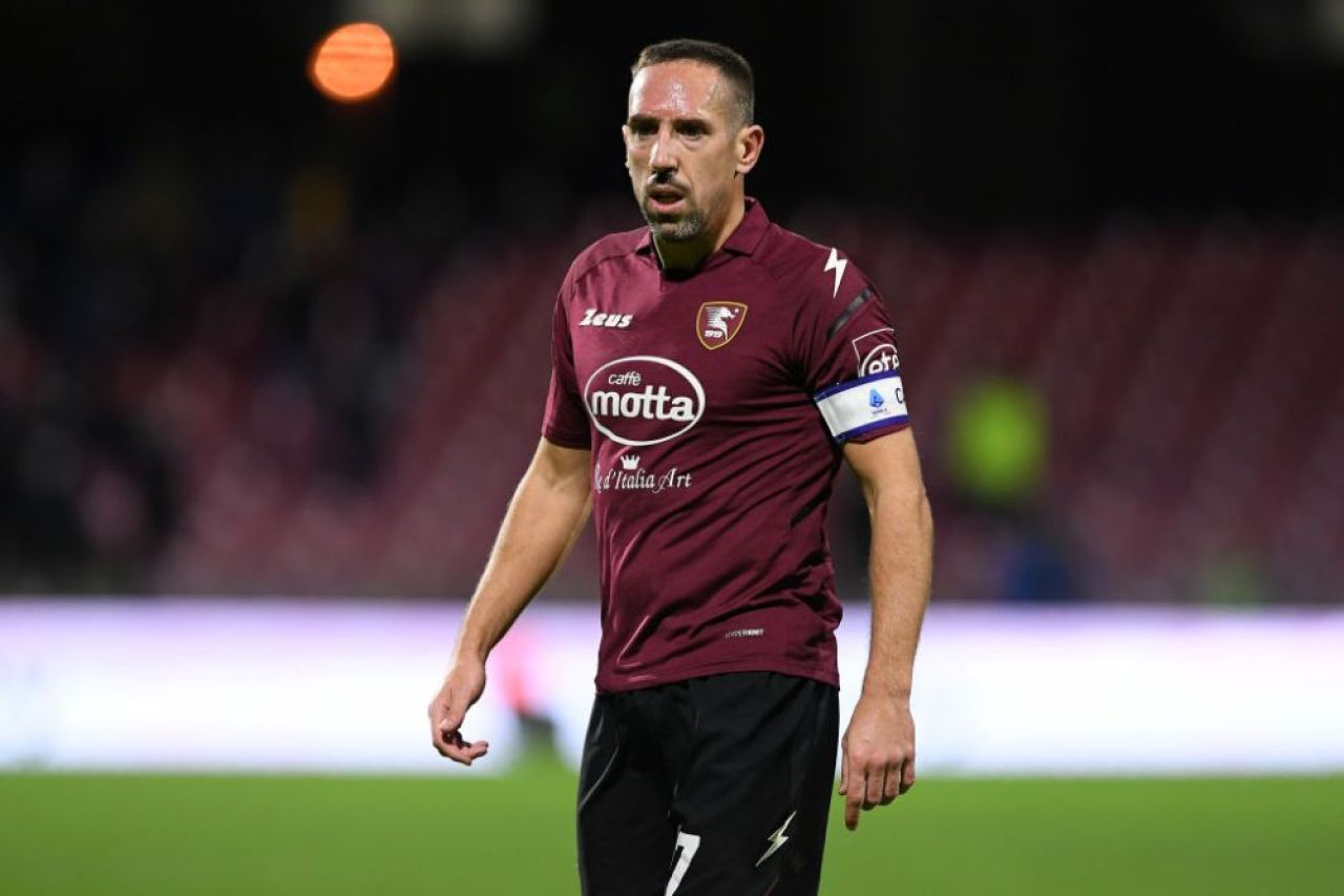 Frank Ribery, implicat într-un accident rutier! Francezul a fost diagnosticat cu răni la cap și a fost dus la spital _3