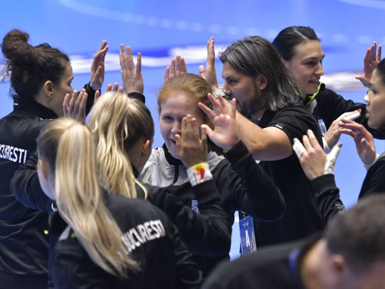 CSM București, în sferturile EHF Champions League! Echipele naționale de handbal din Rusia și Belarus, excluse din orice competiție_5
