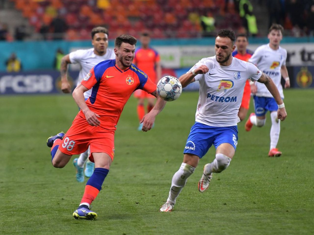 Virgil Ghiță a plecat de la Farul! Cu cine a semnat unul dintre cei mai importanți jucători ai echipei lui Hagi _3