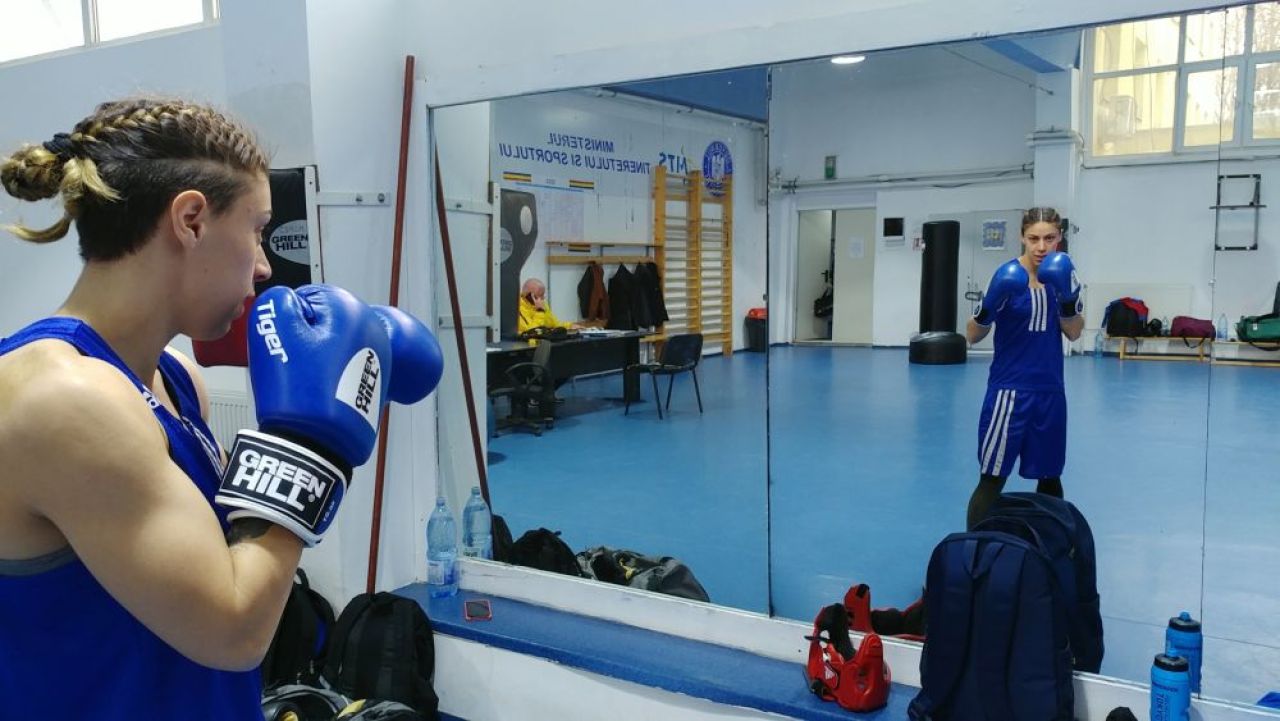 Este femeie, boxer, soldat în Armata Română și a fost aproape de o medalie olimpică la Tokyo_4