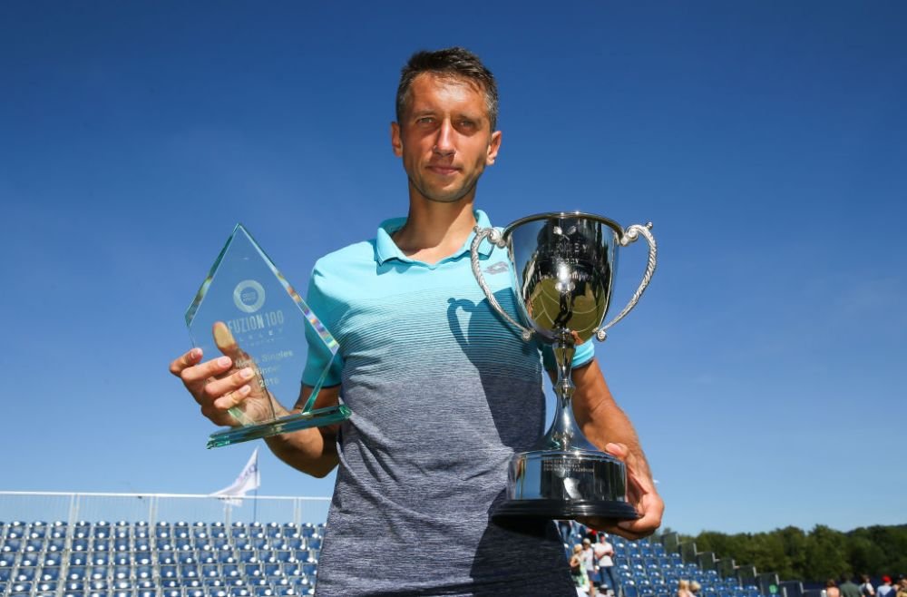 „Tati, unde mergi?” „Mă întorc imediat.” Tenismenul Sergiy Stakhovsky e de două zile în Kiev: ce a scris în jurnalul său de război_9