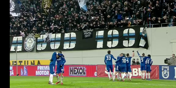 FCU Craiova - Rapid 3-2 | Nebunie &icirc;n Bănie! Rapid a rămas &bdquo;mută&rdquo; sub privirile noului antrenor și bifează 10 meciuri fără victorie