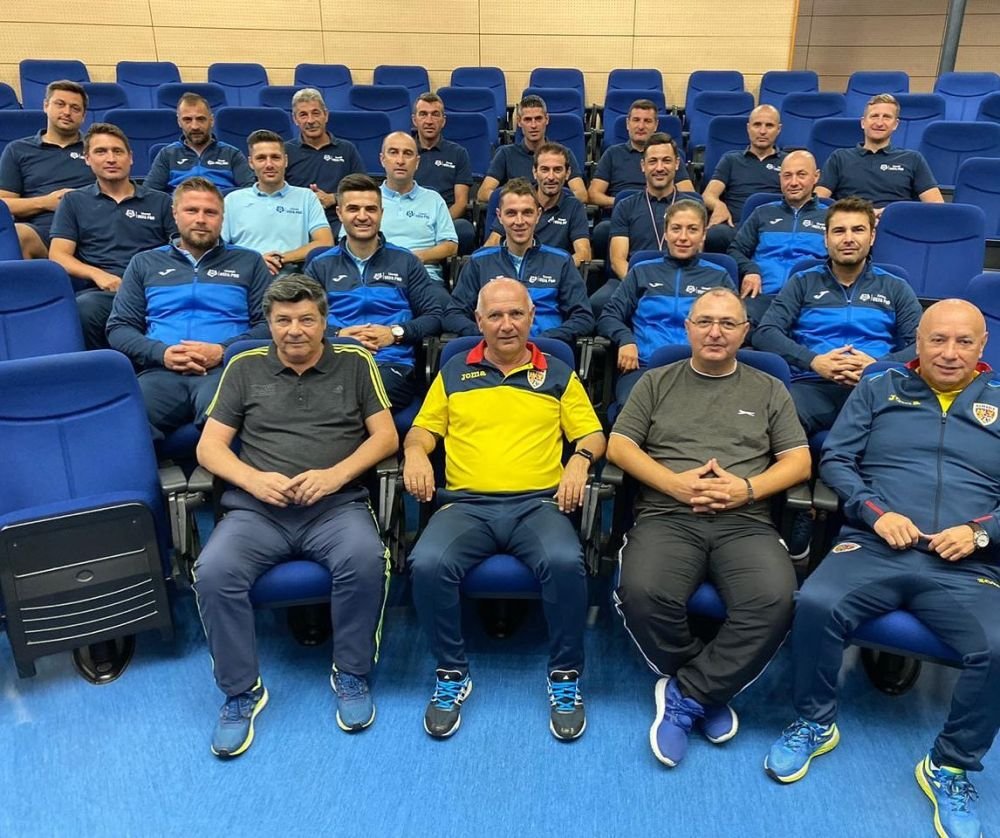 Prima româncă posesoare de licența PRO de antrenor deține un club de fotbal și a fost selecționer la cinci naționale ale României_5