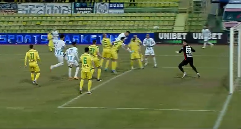 CS Mioveni - Universitatea Craiova 0-3. Dubla lui Markovic și golul lui Baiaram aduc a cincea victorie consecutivă pentru olteni_3