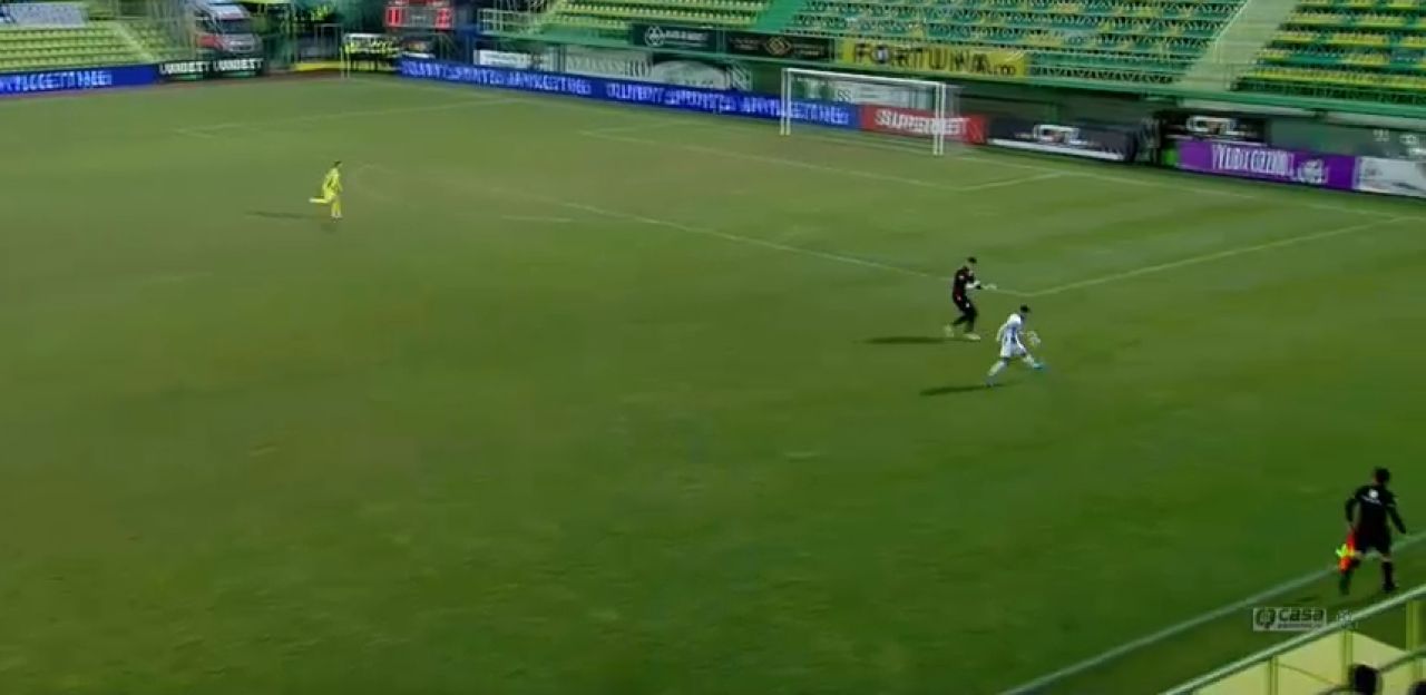 CS Mioveni - Universitatea Craiova 0-3. Dubla lui Markovic și golul lui Baiaram aduc a cincea victorie consecutivă pentru olteni_4