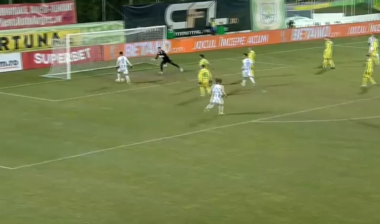CS Mioveni - Universitatea Craiova 0-3. Dubla lui Markovic și golul lui Baiaram aduc a cincea victorie consecutivă pentru olteni_7