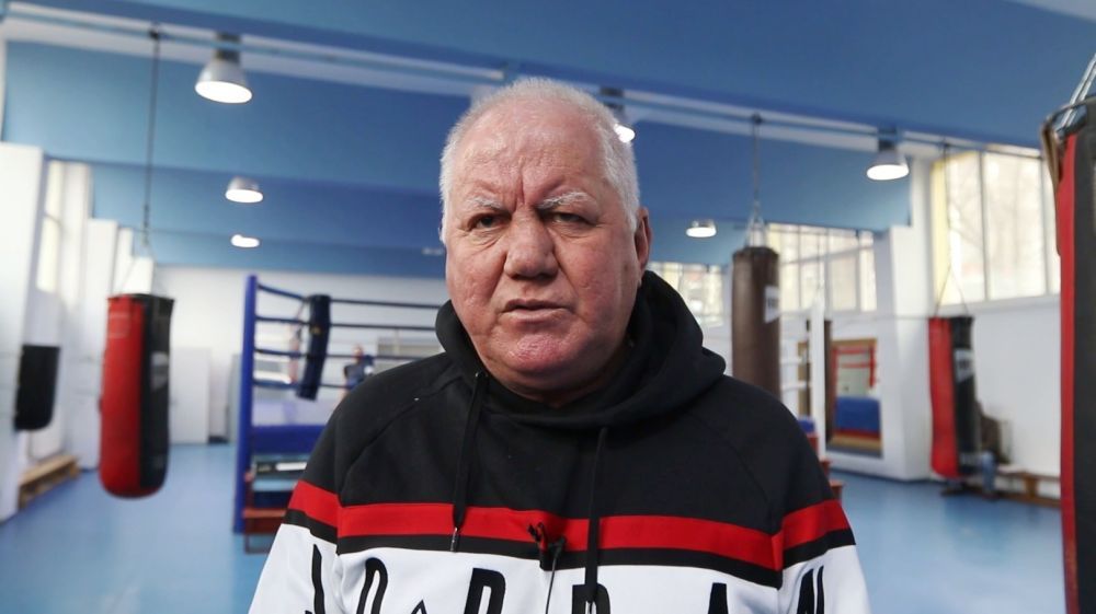 Înaintea fiecărui antrenament, lotul național de box feminin ține un moment de reculegere pentru victimele din Ucraina _9