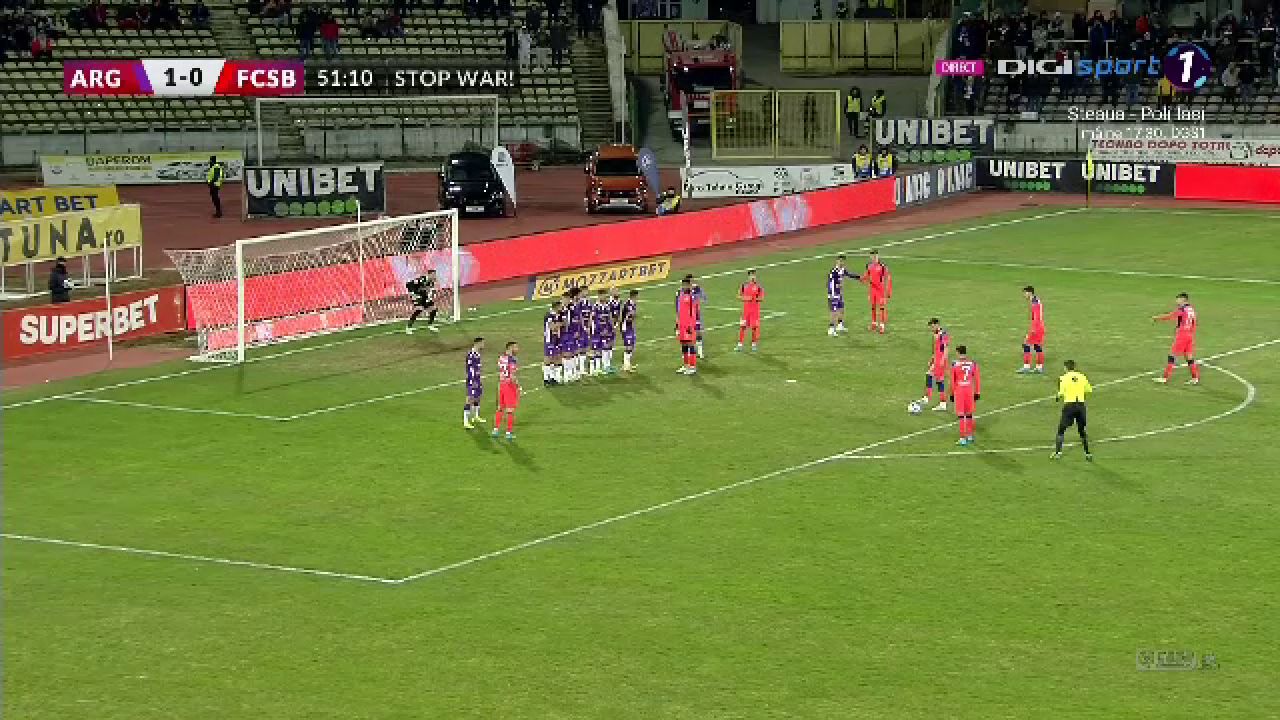Lui Becali nu o să-i placă asta! Coman a executat din nou o lovitură liberă, deși patronul FCSB i-a spus să n-o mai facă_2