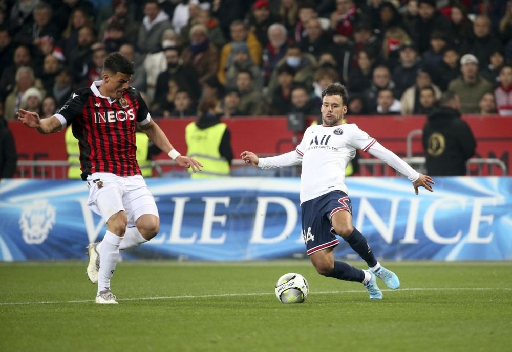 Un tânăr fotbalist român l-a făcut de râs pe Neymar în meciul Nice - PSG 1-0!_7
