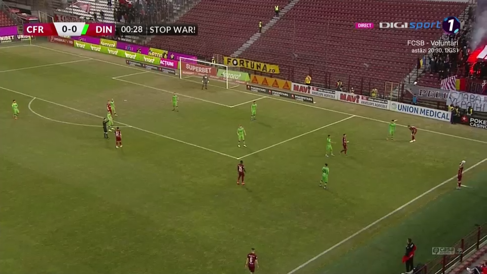 CFR Cluj - Dinamo 4-1. Petrescu a mutat câștigător! Triplă pentru Debeljuh în meciul cu 