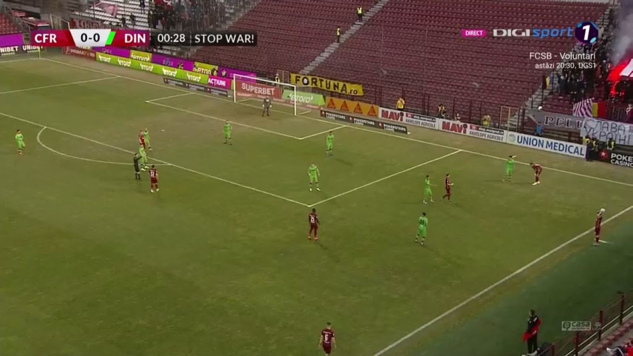 CFR Cluj - Dinamo 4-1. Petrescu a mutat câștigător! Triplă pentru Debeljuh în meciul cu