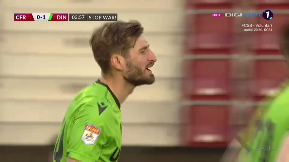 CFR Cluj - Dinamo 4-1. Petrescu a mutat câștigător! Triplă pentru Debeljuh în meciul cu 