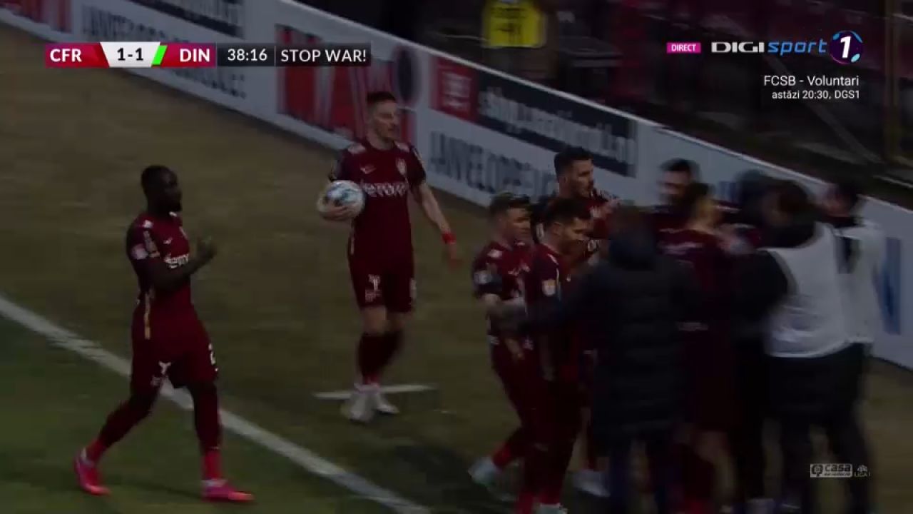 CFR Cluj - Dinamo 4-1. Petrescu a mutat câștigător! Triplă pentru Debeljuh în meciul cu