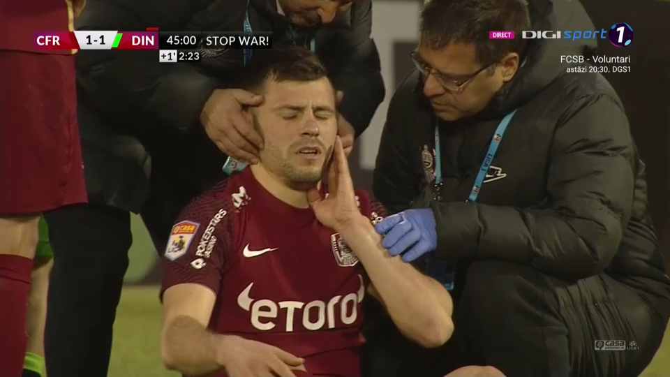 CFR Cluj - Dinamo 4-1. Petrescu a mutat câștigător! Triplă pentru Debeljuh în meciul cu 
