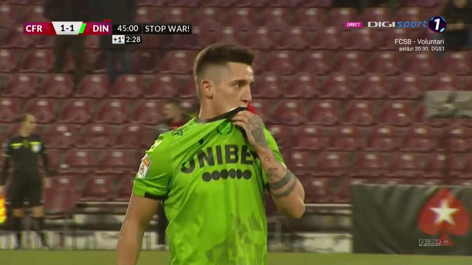 CFR Cluj - Dinamo 4-1. Petrescu a mutat câștigător! Triplă pentru Debeljuh în meciul cu 