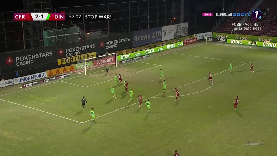 CFR Cluj - Dinamo 4-1. Petrescu a mutat câștigător! Triplă pentru Debeljuh în meciul cu 