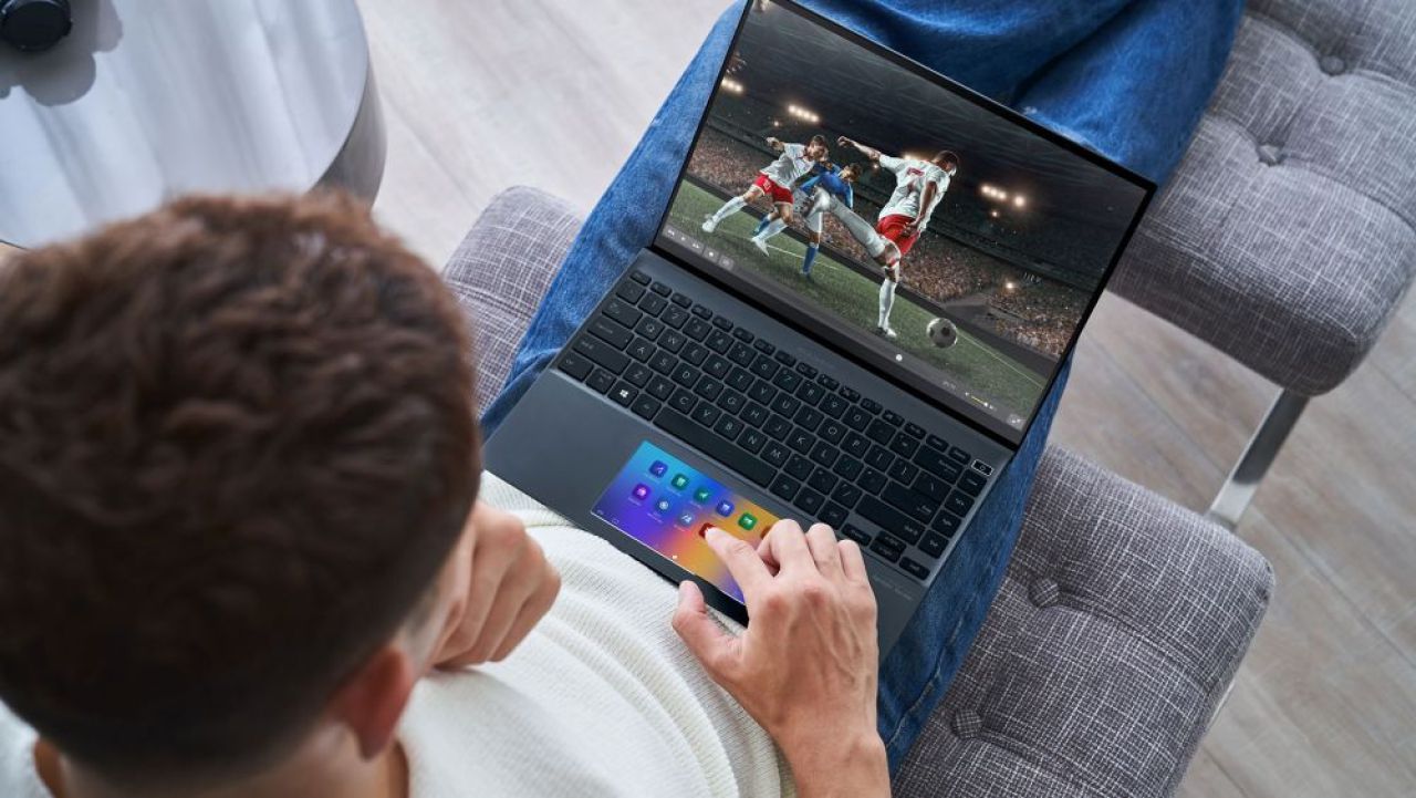 (P) ASUS Zenbook 14X OLED (UX5400): o experiență senzorială aparte_3