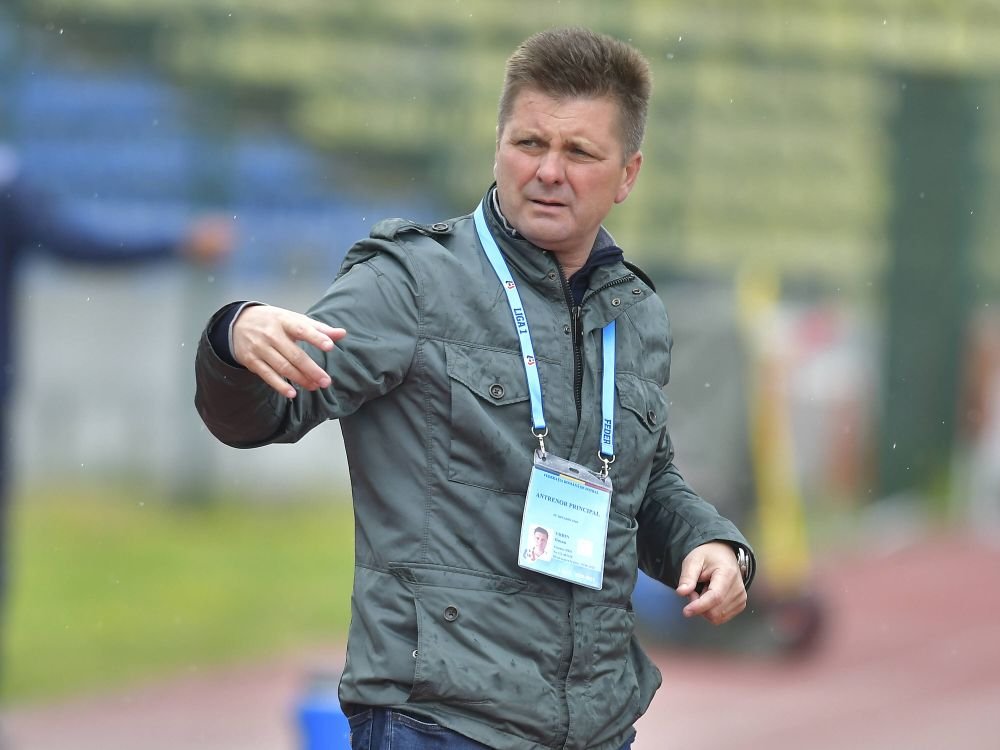 Dusan Uhrin, gata de revenirea la Dinamo! Ce salariu i s-a propus pentru a salva, din nou, echipa de la retrogradare_3