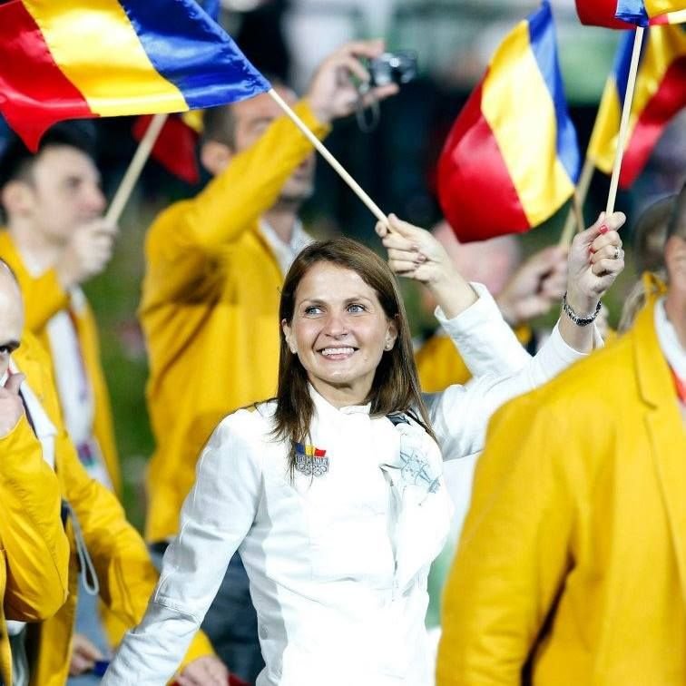 Laura Badea și povestea marilor ei victorii: „Sportul m-a ajutat să devin mai puternică, să am încredere în mine!”. Talismanul norocos, emoțiile din concurs și fascinația Parisului_16