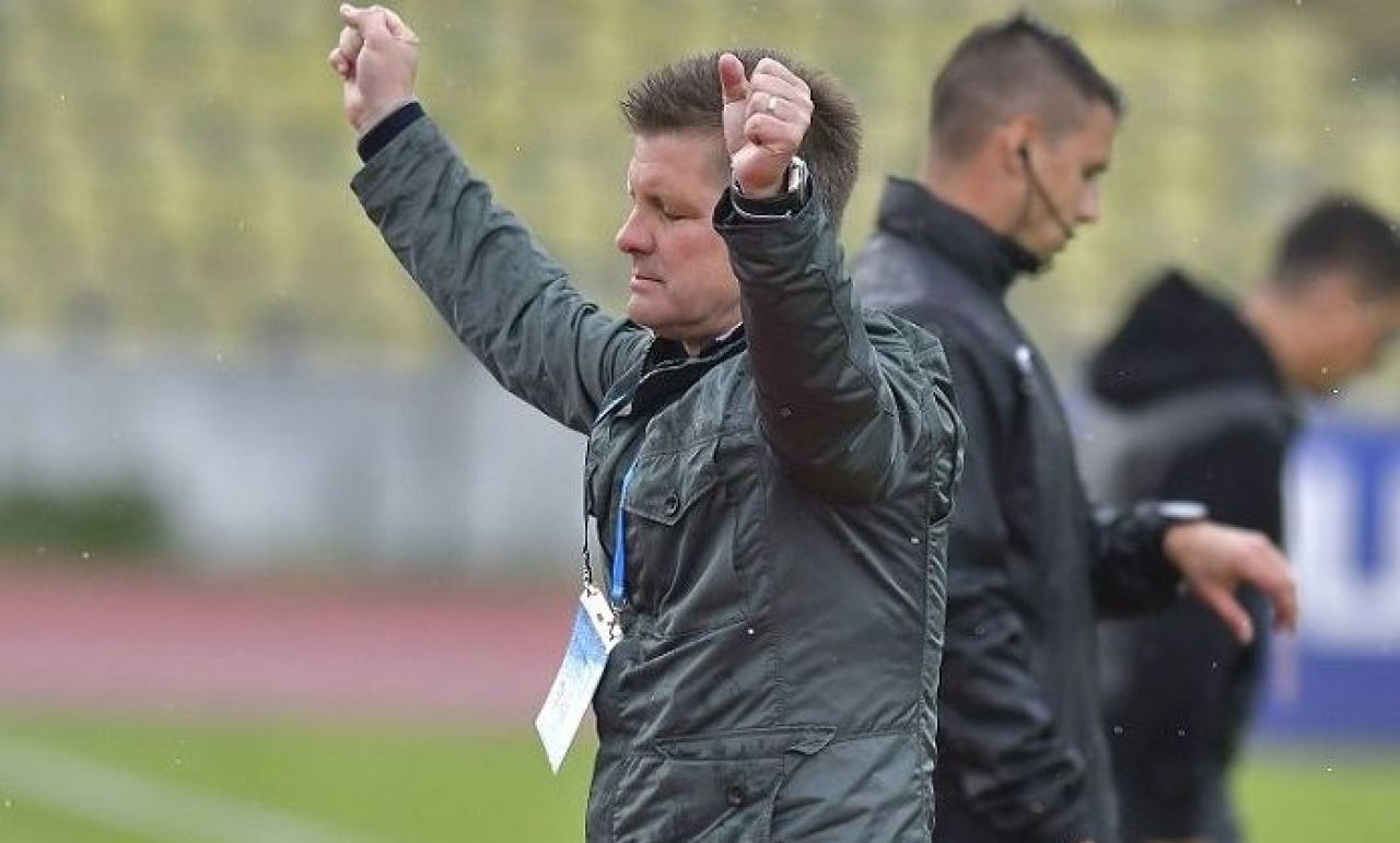 Dusan Uhrin primește întăriri încă din primele ore! Dinamo a transferat un atacant care să-i scape de retrogradare _1