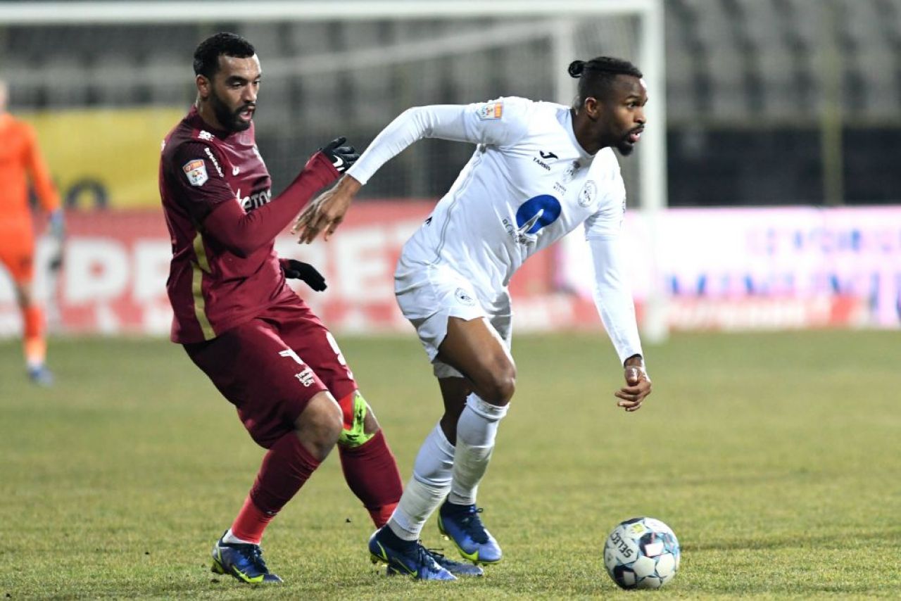 Dusan Uhrin primește întăriri încă din primele ore! Dinamo a transferat un atacant care să-i scape de retrogradare _3