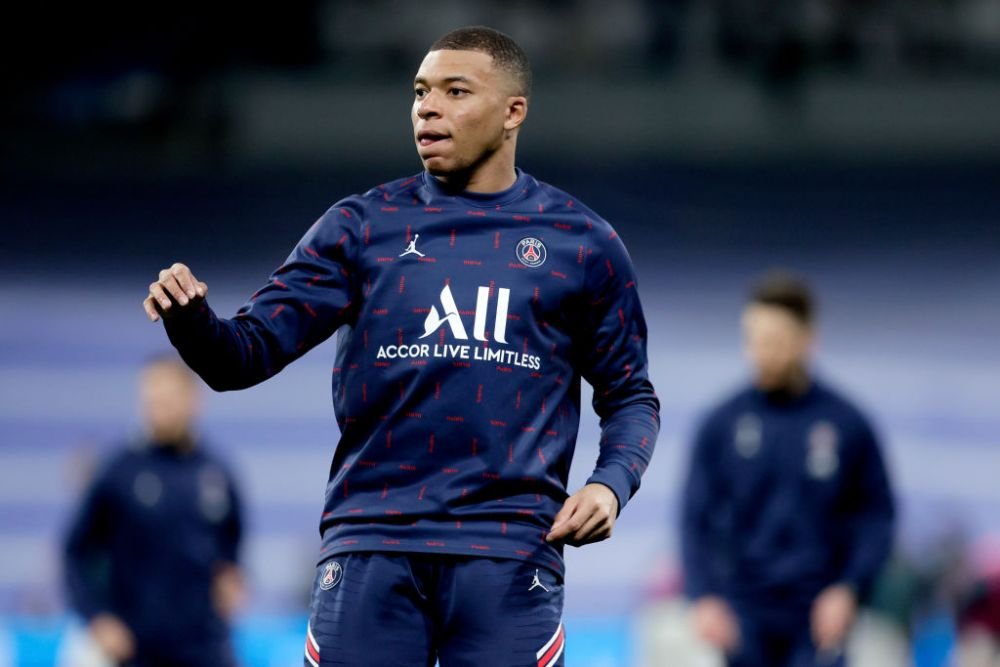 Kylian Mbappe, ovaționat &icirc;naintea duelului dintre Real Madrid și PSG pe Santiago Bernabeu